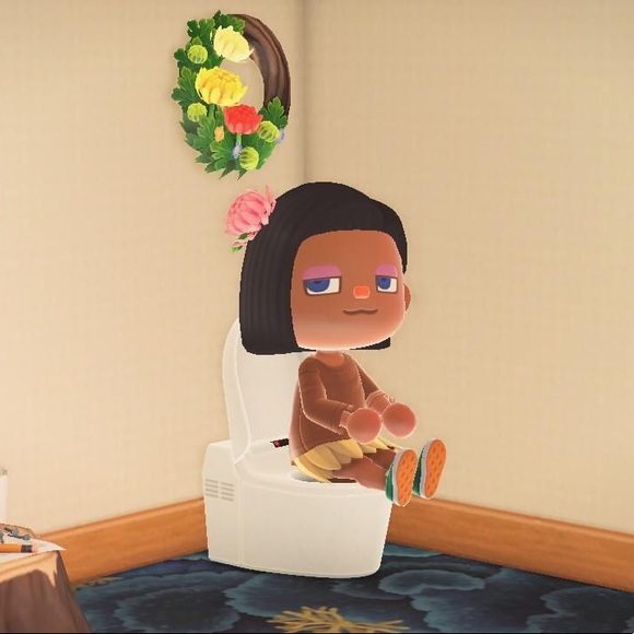 Meet your Posher, Emily - Picture 1 of 1